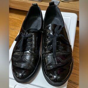 Black Patent Leather Lace-Up Shoes